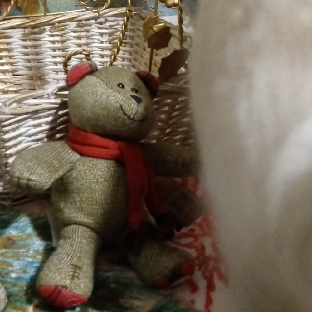 SOLD- Bearista Bear 2009 Starbucks - Picture 2 of 5